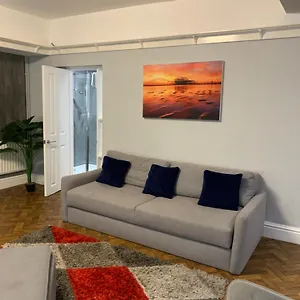 Entire In Apartment
